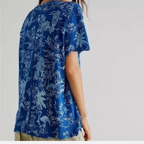 Free People Bali Backpacker Short Sleeve‎ Linen TShirt Blue Print XS NWT - Picture 2 of 12